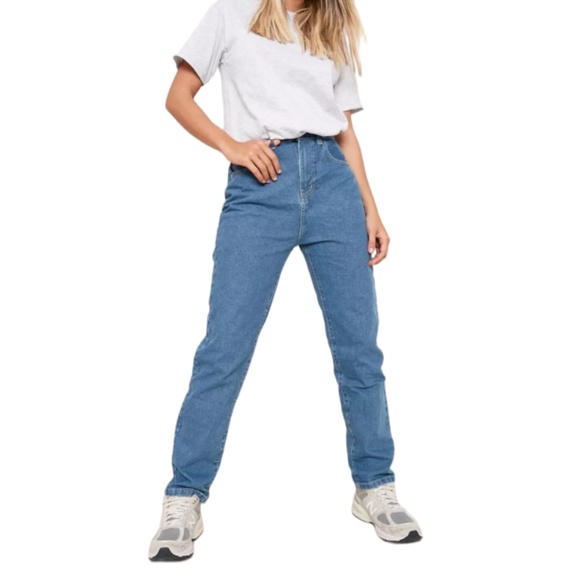 Boohoo Denim - Boohoo Basic high waisted dad jeans